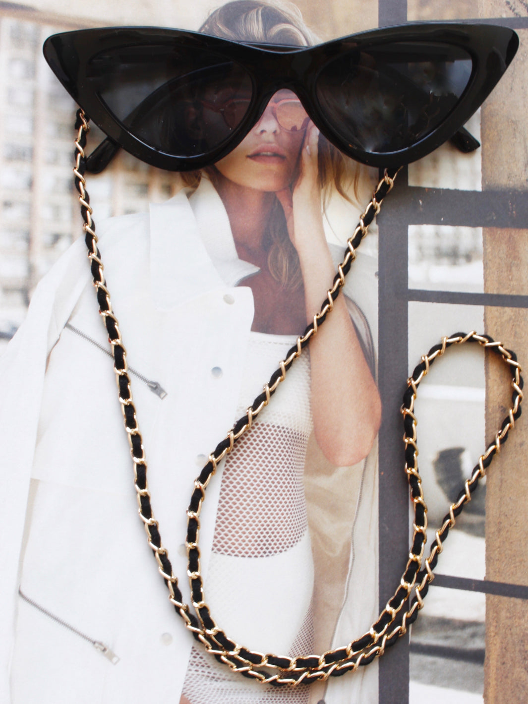 Classy C (black-gold) | Glasses strap