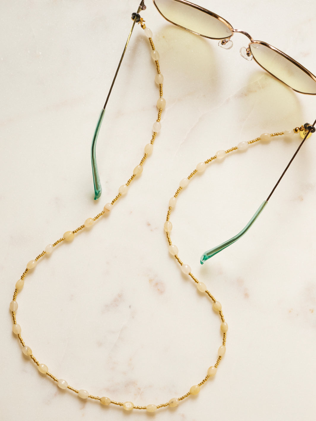 Mila Naturel | Sunglass cord – Sunny Cords