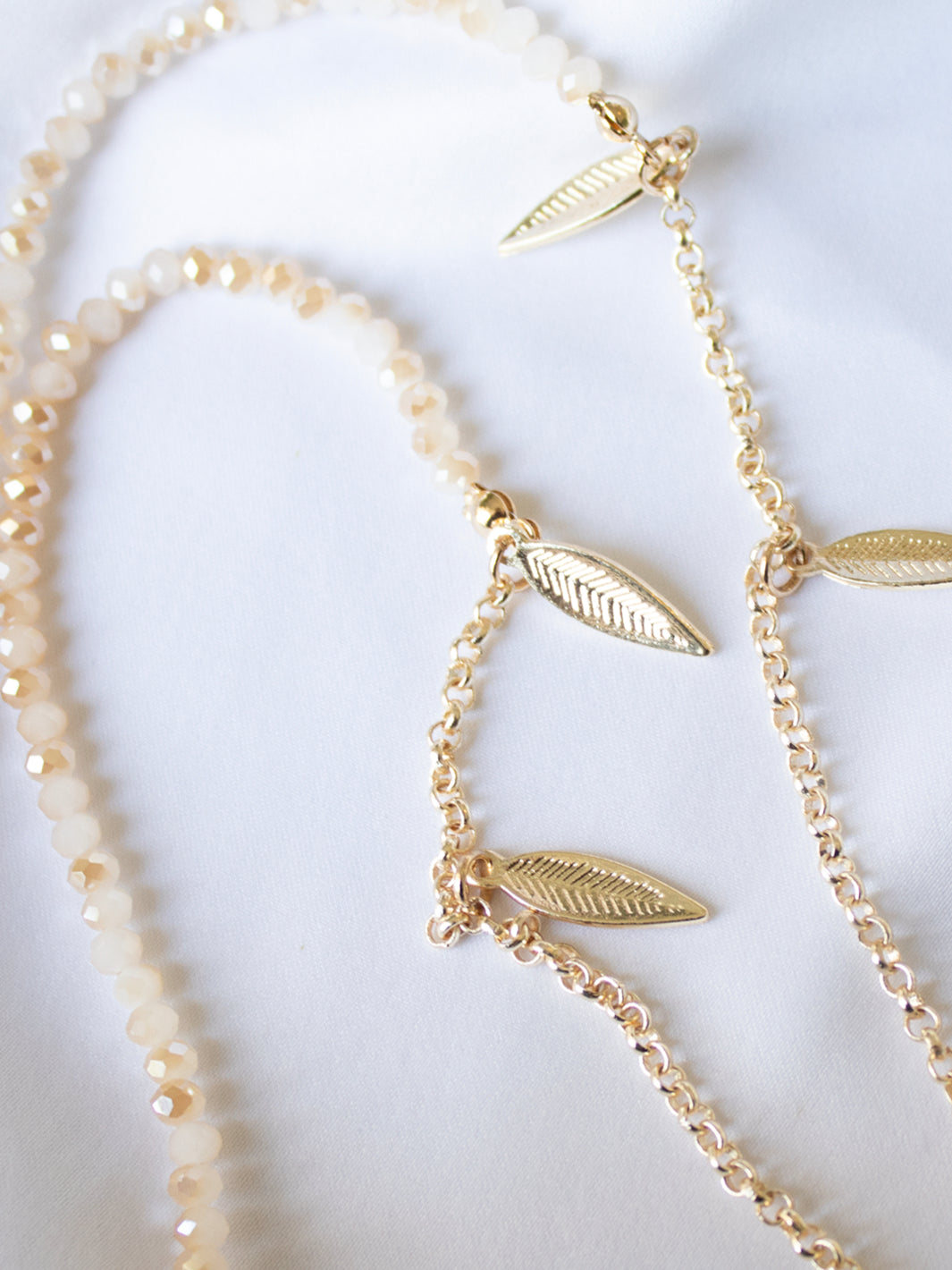 Sunny Cords Bead It Beige | Sunglass chain